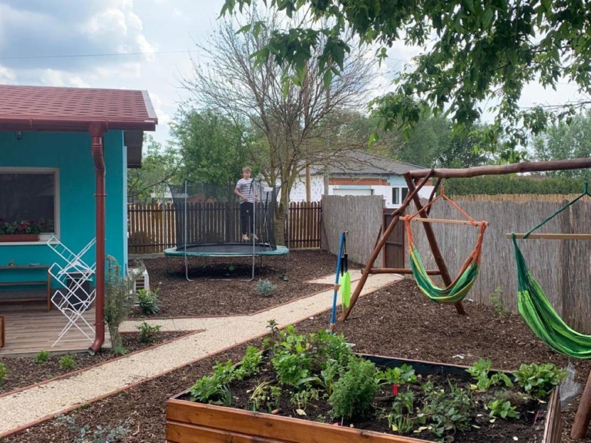 Arvisura Vendeghazak Family Friendly Transit Apartments Zsombo Exterior foto
